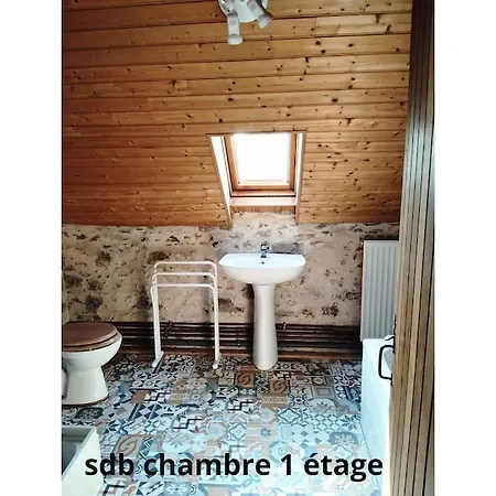 La Longere Du Plessis Mornay, 30 Min Du Puy Du Fo, Wifi, Parking, Jardin Feriehus