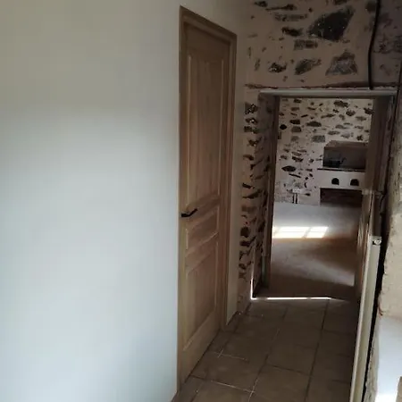 La Longere Du Plessis Mornay, 30 Min Du Puy Du Fo, Wifi, Parking, Jardin Feriehus