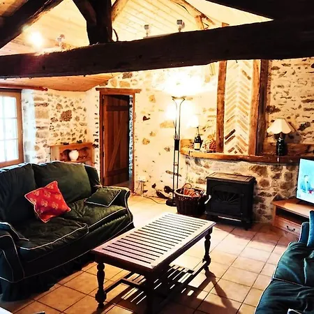 Casa vacanze La Longère Du Plessis Mornay, 30 Min Du Puy Du Fo, Wifi, Parking, Jardin La Foret-sur-Sevre