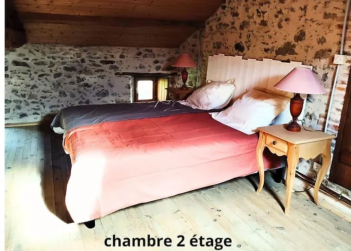 La Longere Du Plessis Mornay, 30 Min Du Puy Du Fo, Wifi, Parking, Jardin *