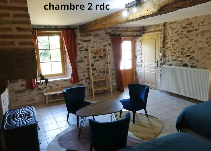 La Longere Du Plessis Mornay, 30 Min Du Puy Du Fo, Wifi, Parking, Jardin Сasa de vacaciones *