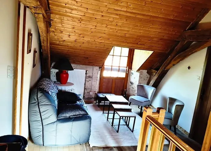 La Longere Du Plessis Mornay, 30 Min Du Puy Du Fo, Wifi, Parking, Jardin Сasa de vacaciones *